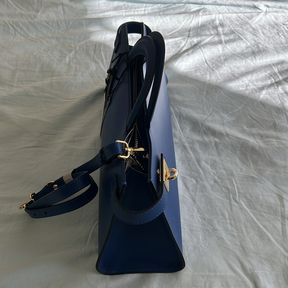 Claudia Firenze Blue Handbag - Picture 3 of 13